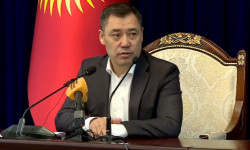 Президенттин милдетин аткаруу жана премьер-министрлик кызмат дагы мага өттү,- Садыр Жапаров 