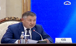 Канат Исаев президенттин милдетин аткаруудан баш тартты