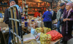 В связи с подорожанием цен на продукты малоимущим семьям планируется выплачивать по 300 сом 