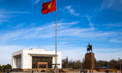 Алдыдагы шайлоолордо жана конституцияга өзгөртүү киргизүүдө өлкөдө туруктуулукту сактоо маанилүү