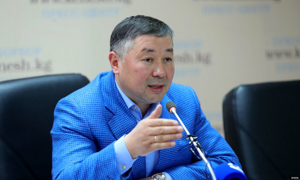 Жогорку Кеңештин төрагасы Канатбек Исаев төрагалык кызматын тапшырарын жарыялады