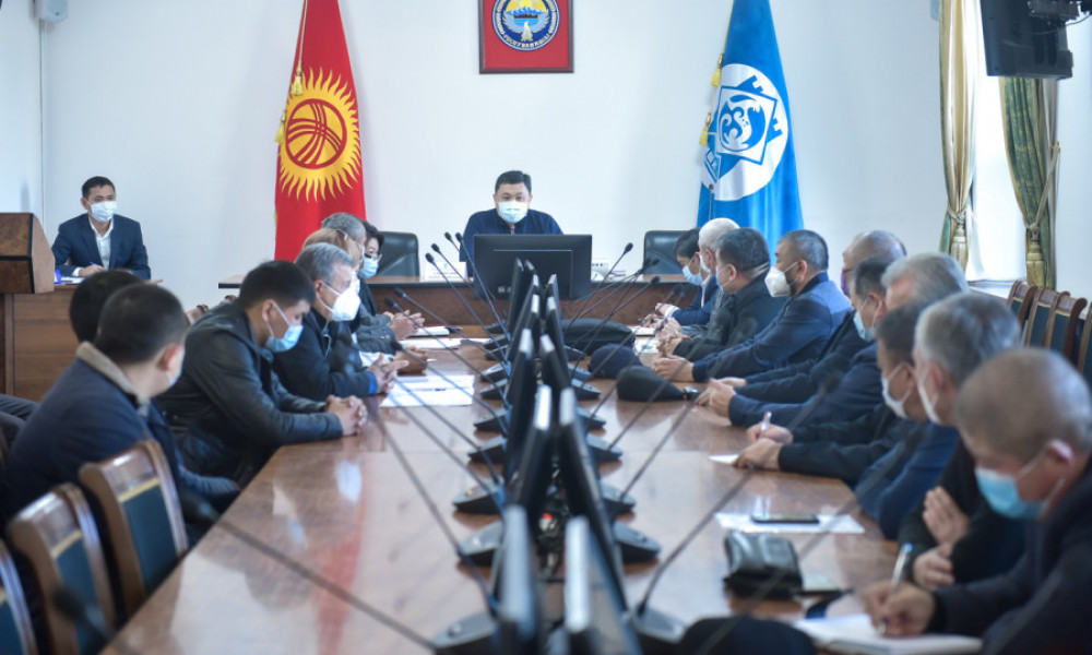Вопрос остановки общественного транспорта в Бишкеке пока не стоит