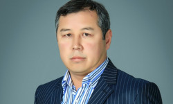 Кубат Болотканов КТРКнын Байкоочу кеңешинин төрагасы болуп шайланды 