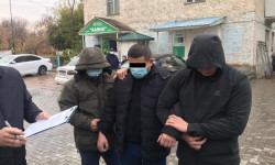 ГКНБ: По факту вымогательства взятки задержан сотрудник МВД КР