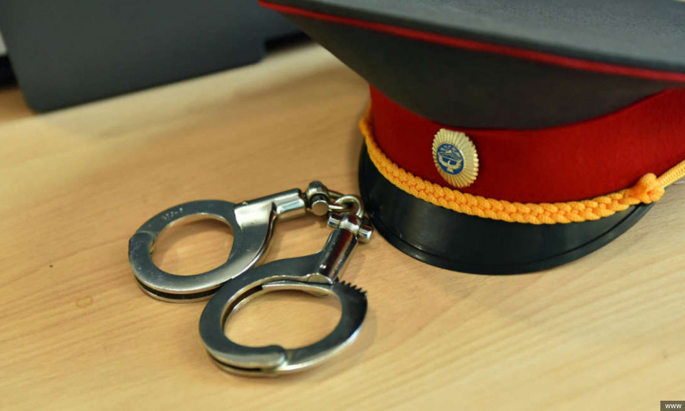 ГКНБ: задержан милиционер