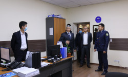 Вице-премьер Мамытканов накануне посетил Департамент пробации 