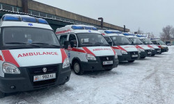  Мэрия тараптан Тез жардам борборуна алты тез жардам унаасы тапшырылды