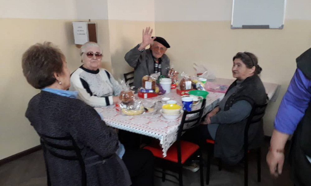 Пожилым – почет и уважение