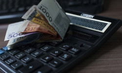 Зарплата бюджетников оставляет желать лучшего