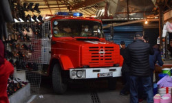 На рынке города Жалал-Абад проведены пожарно-тактического учения 