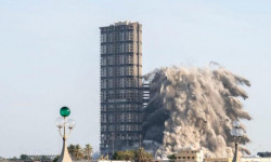 БАЭде асман тиреген төрт имарат жардырылды