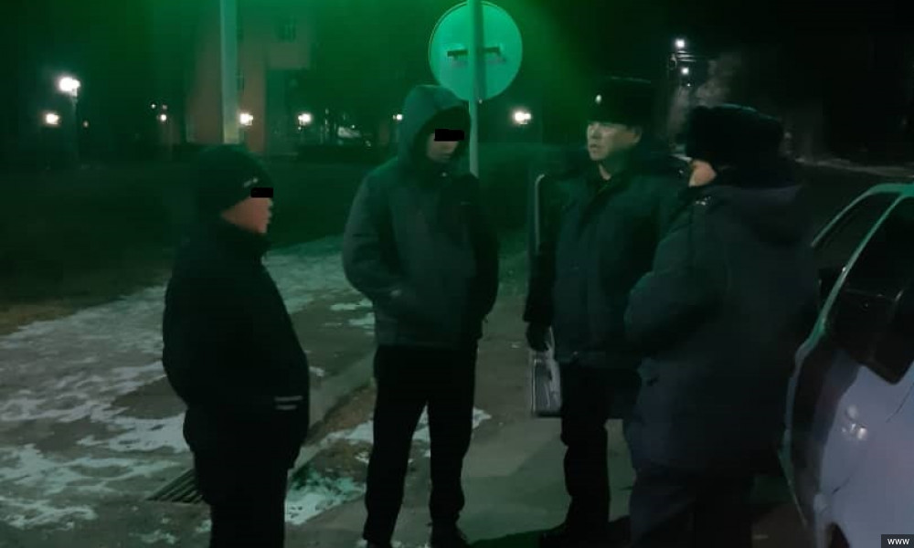 Нарында милиция кечки рейд уюштурулуп, 12 жашы жете элек өспүрүм аныкталды  