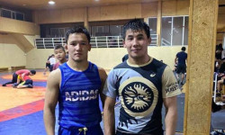 Эркин күрөш боюнча курама команда Дүйнө Кубогуна даярданып жатат