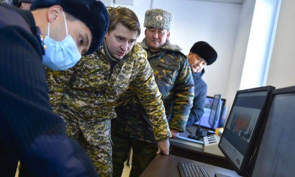 Новиков ознакомился с работой КПП «Торугарт» 