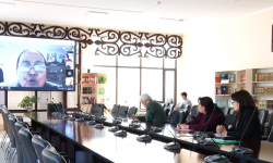 Өлкөдөгү санарип билим берүүнү өнүктүрүү жолдорун талкуулаган онлайн-конференция өттү  
