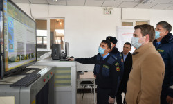 Артем Новиков «Эркечтам» көзөмөл-өткөрүү жайынын иши менен таанышып, бир катар кемчиликтерди белгиледи