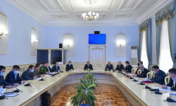 Вице-премьер-министр подверг критике задержку строительных работ на приграничных территориях, имеющих особый статус