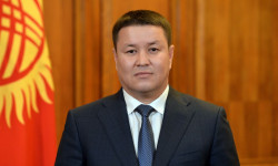 Президенттин милдетин аткаруучу Талант Мамытов Мигранттардын эл аралык күнүнө карата кайрылуу жасады