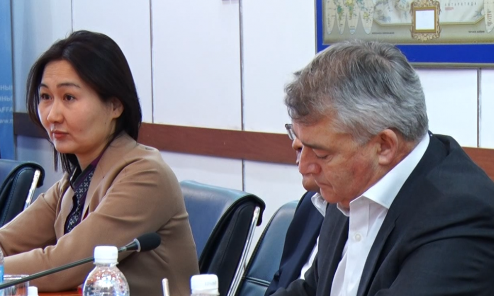 Инвесторлорду коргоо чаралары. Руслан Казакбаев Бизнес-акыйкатчы менен жолугушуту                                            