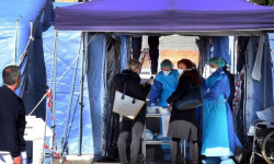 Калифорния: дополнительные палатки для пациентов с COVID-19