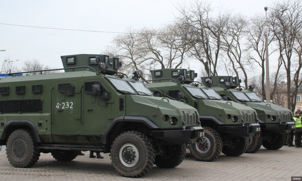 В будущем году Кыргызстан планирует начать сборку военных бронеавтомобилей