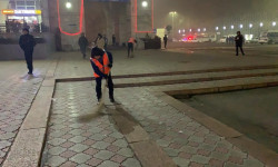 С площади Ала-Тоо в Бишкеке вывезли всего одну тонну мусора