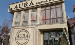 Жалал-Абад шаарындагы тротуарды ээлеген кафе