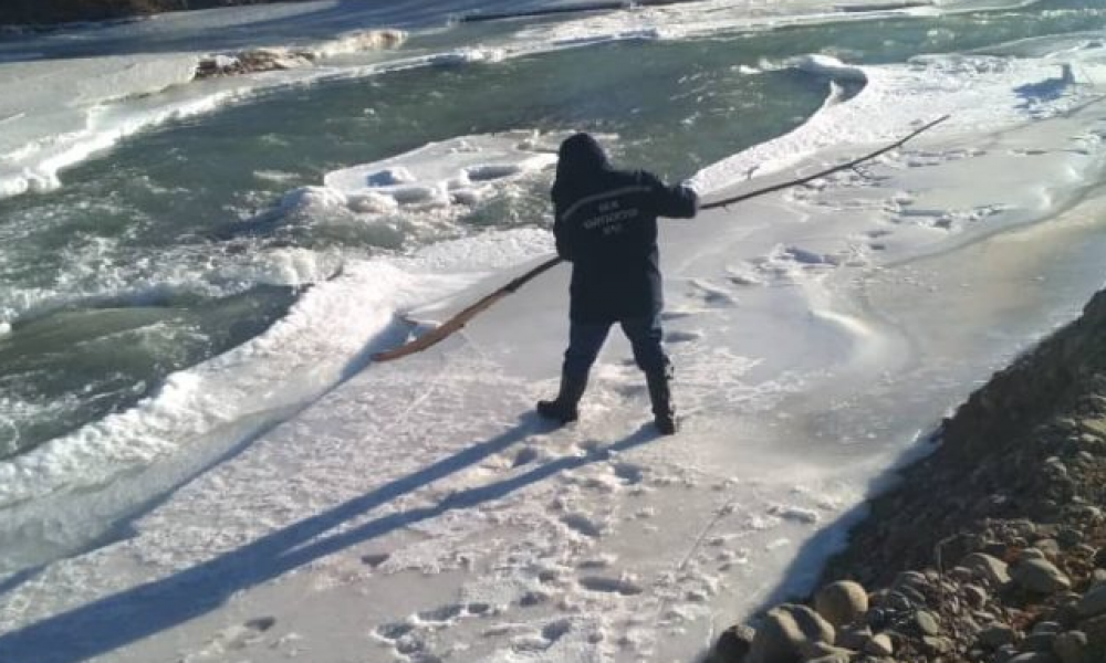В селе Жениш продолжаются поисковые работы утонувшего мужчины