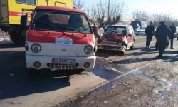 В ДТП в городе Ош пострадали три человека
