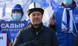 Дүйнө лидерлери жана эл аралык коомчулук Садыр Жапаровду шайлоодогу жеңиши менен куттуктоодо 