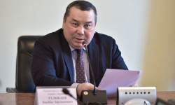 Балбак Түлөбаев: "Бишкекте муктаждар үчүн үй курулат"  