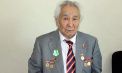 Умер кыргызский народный поэт и художник  Рамис Рыскулов
