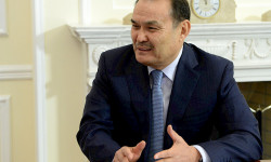 Руслан Казакбаев встретился с генсекретарем Тюркского совета Багдадом Амреевым
