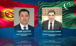 Гурбангулы Бердымухаммедов Садыр Жапаровду президентик кызматка киришүүсү менен куттуктады 
