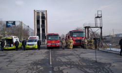 Южная Корея передала МЧС две пожарные машины и две аварийно-спасательные машины