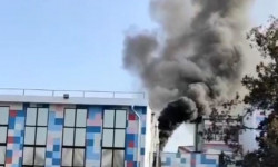 В Бишкеке на территории торгового центра «Аю Гранд» произошел пожар