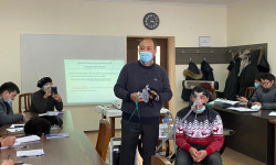 Подготовка к новой волне COVID-19. В регионах КР организовали выездные школы для обучения медицинских работников 