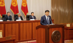 Жаңы дайындалган министрлер эмгек жамааттарына тааныштырылды