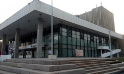 В Бишкеке возобновляет показ спектаклей Русский театр