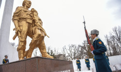 Ооган согушунда курман болгон жоокерлер эскерилди