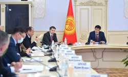 Премьер-министр өлкөдөгү коронавирус инфекциясы боюнча эпидемиологиялык абал боюнча кеңешме өткөрдү 