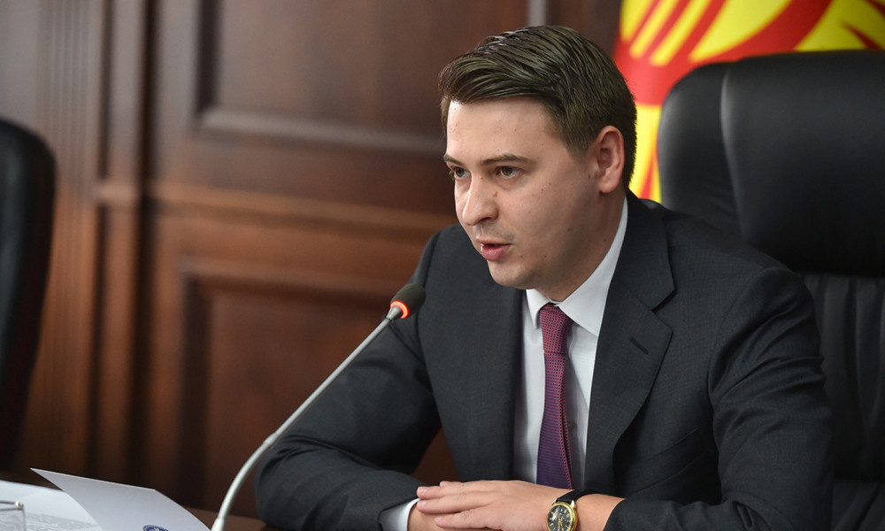Новиков провел оперативное совещание по случаям заболевания детей пневмонией