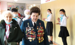 Ата Мекенди коргоочулардын күнүнө карата мектептерде ачык сабактар уюштурулду 