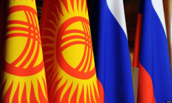 Министр здравоохранения Алымкадыр Бейшеналиев встретился с Министром здравоохранения России Михаилом Мурашко
