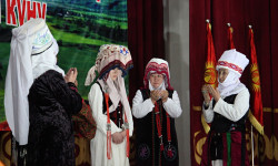 В Оше ко Всемирному дню родного языка проведено более 10 культурно-массовых мероприятий
