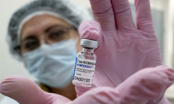 "Спутник V" вакцинасы Кыргызстанда катталды