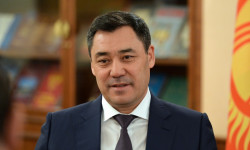 Президент Садыр Жапаров намерен продолжить работу над своей книгой «10 лет в политике»