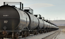 Введен временный запрет на вывоз нефти и нефтепродуктов из Кыргызстана