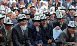 Ак калпак күнү өлкөбүздүн бардык аймактарында салтанаттуу белгиленди