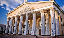 Театр опера и балета работает в штатном режиме